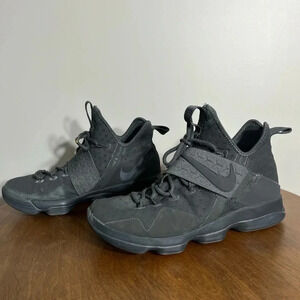 Nike‎ Lebron James XIV Limited size 10